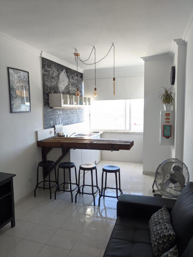 In Bed With Lisbon 11K Apartment Amadora Exterior photo