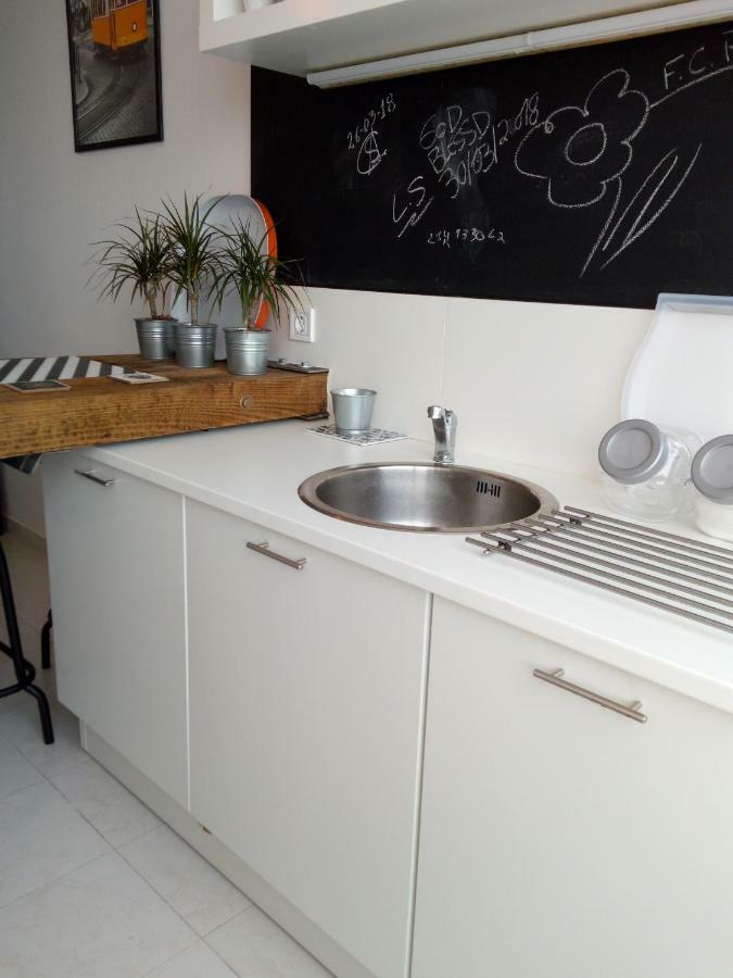 In Bed With Lisbon 11K Apartment Amadora Exterior photo